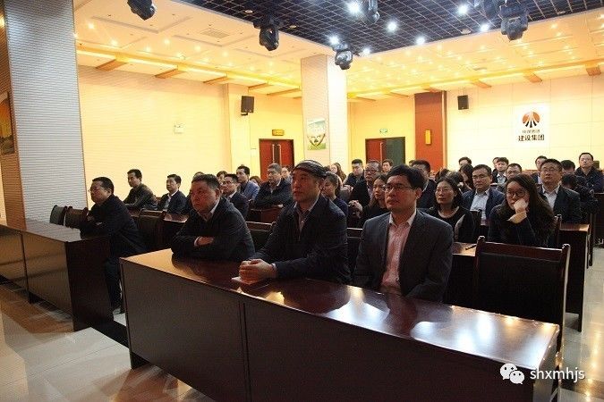 建設集團各單位組織觀看十九大盛況