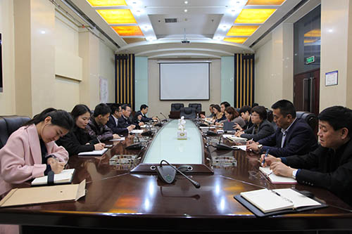 機(jī)關(guān)第一黨支部召開黨員大會(huì)學(xué)習(xí)傳達(dá)干部大會(huì)精神