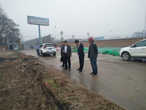 渭南市臨渭區(qū)副區(qū)長楊宇英蒞臨禮悅閣項(xiàng)目現(xiàn)場排憂解難