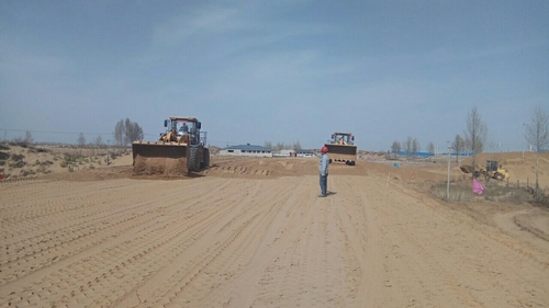 緊抓黃金施工季節(jié) 加快推進(jìn)施工進(jìn)度