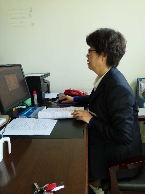 機(jī)電安裝公司經(jīng)營(yíng)開發(fā)部的“娘子軍”