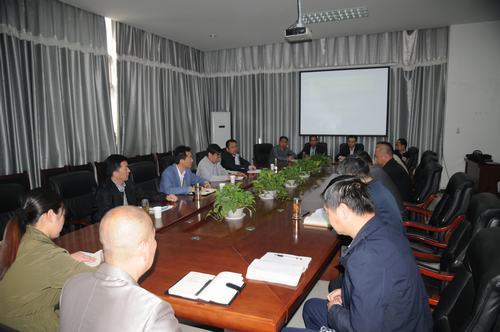 建設(shè)集團在掘進公司召開打造“掘進鐵軍”專題座談會