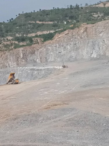 陜煤建設(shè)銅煤公司承建的年產(chǎn)20萬(wàn)噸固廢處理項(xiàng)目順利開(kāi)工