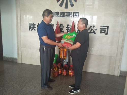 陜煤建設銅煤公司“八一”慰問 情暖退伍轉(zhuǎn)業(yè)軍人