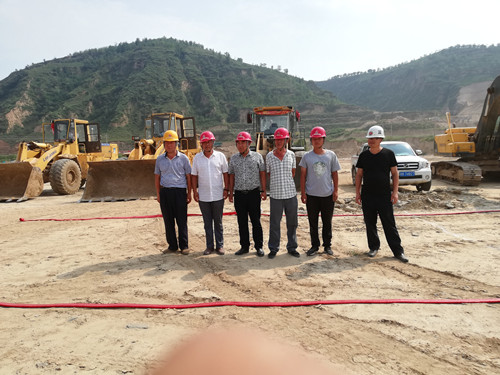 陜煤建設(shè)天工公司土建三部清澗北國棗業(yè)紅棗深加工項目破土動工