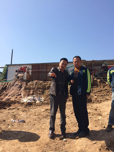 陜煤建設(shè)機(jī)電安裝公司:現(xiàn)場(chǎng)辦公推進(jìn)工程項(xiàng)目建設(shè)