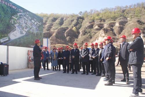 陜西省人大代表對(duì)陜煤建設(shè)礦建二公司車(chē)村項(xiàng)目開(kāi)展調(diào)研