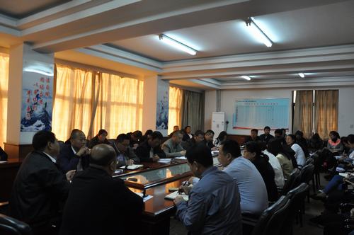 陜煤建設(shè)韓城分公司迅速學(xué)習(xí)傳達(dá)陜煤建設(shè)2018年三季度追趕超越考核點(diǎn)評(píng)會(huì)精神