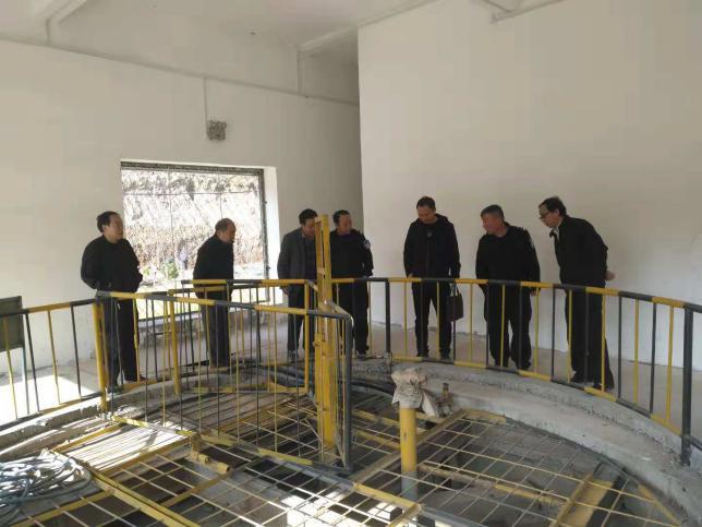 陜煤建設(shè)機(jī)電安裝公司承建的崔家溝風(fēng)井井筒電纜敷設(shè)改造工程順利通過驗(yàn)收