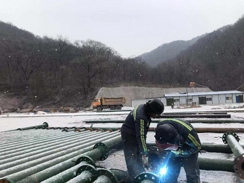 陜西煤建設(shè)機(jī)電安裝公司：跨年，我們在井下