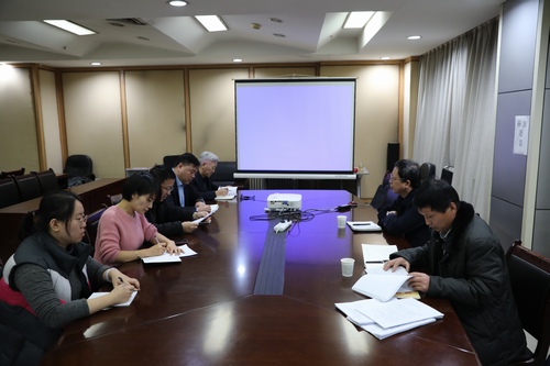 建設(shè)集團(tuán)第二督導(dǎo)組深入路橋分公司對(duì)“講政治、敢擔(dān)當(dāng)、改作風(fēng)”專題教育進(jìn)行督導(dǎo)