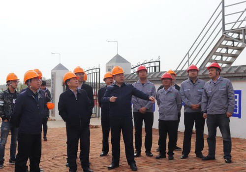 陜西環(huán)保集團總經(jīng)理顧峰一行蒞臨銅川公司在建項目檢查指導(dǎo)工作