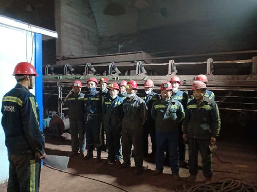 把工程交給你們，我們放心