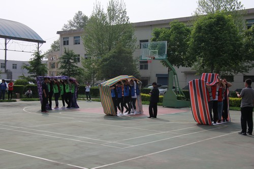 陜煤建設銅煤公司開展“慶五一、迎五四”趣味運動會