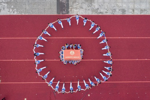 陜煤建設(shè)代表陜煤集團(tuán)榮獲陜西省國(guó)資委系統(tǒng)第二屆職工健身運(yùn)動(dòng)會(huì)健步行“最美團(tuán)隊(duì)”獎(jiǎng)