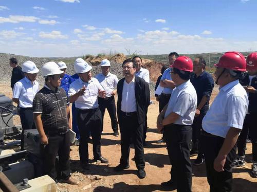 陜西省榆林市政協(xié)副主席蘇世強一行深入陜煤建設銅煤公司靖神鐵路項目調研指導工作