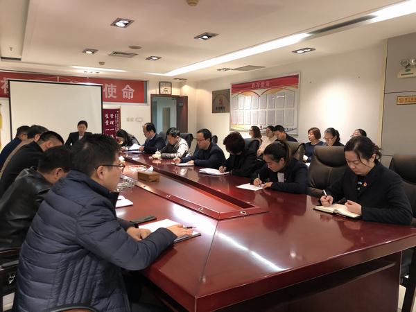 陜煤建設(shè)礦建二公司機(jī)關(guān)黨支部召開“不忘初心、牢記使命”專題組織生活會(huì)