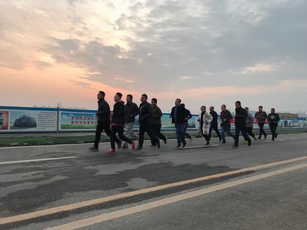 讓我們一起打造培養(yǎng)團(tuán)隊(duì)狼文化！