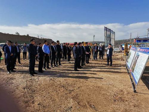 彬州市市長(zhǎng)王宏志蒞臨銀西高鐵站前廣場(chǎng)項(xiàng)目實(shí)地傳達(dá)習(xí)近平總書記來陜視察重要指示精神