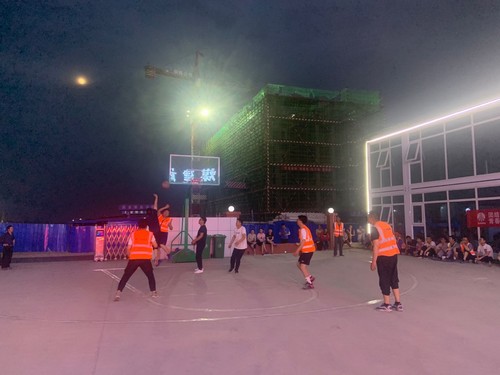 陜煤建設(shè)銅煤公司第十六項(xiàng)目部舉辦“團(tuán)結(jié)進(jìn)取賽風(fēng)采，青春飛揚(yáng)再出發(fā)”友誼籃球賽