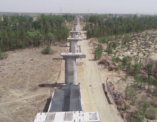 陜煤建設(shè)路橋分公司靖神鐵路高家伙場特大橋墩柱施工全部完成