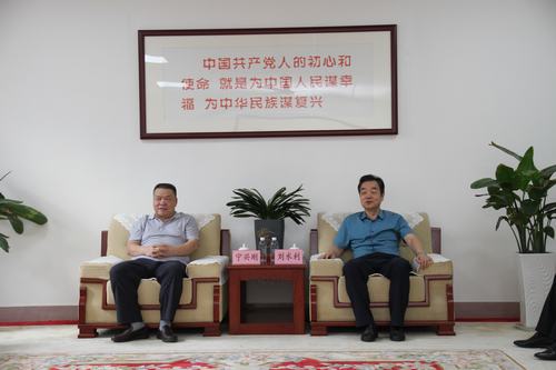 寧興剛、贠公法赴銅川礦業(yè)公司走訪交流棚戶區(qū)改造工程建設及后續(xù)工作