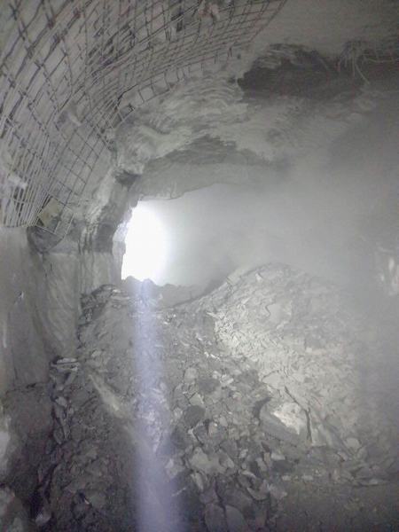 陜煤建設(shè)礦建二公司冶坪項目部一采區(qū)外水倉順利貫通