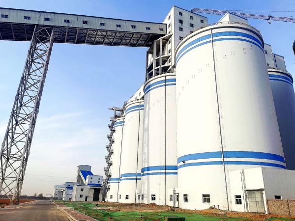 陜煤建設(shè)承建的曹家灘選煤廠產(chǎn)品倉、生產(chǎn)指揮管理綜合樓順利通過煤炭行業(yè)“太陽杯”工程復(fù)審