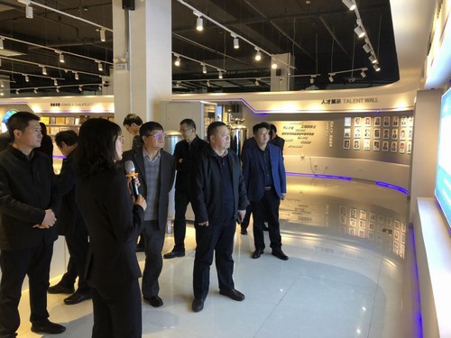 寧興剛、趙敬凱一行赴鄂爾多斯國(guó)家高新區(qū)考察項(xiàng)目