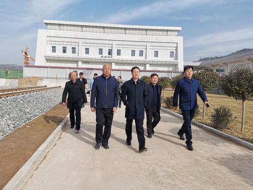 彬州市市長王宏志蒞臨銀西高鐵彬州東站前廣場項(xiàng)目指導(dǎo)檢查工作