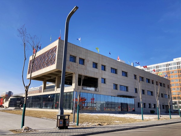 陜煤建設(shè)澄合分公司承建的小保當二號礦井行政辦公樓食堂工程順利通過竣工驗收