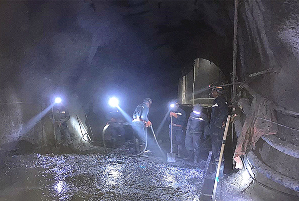 陜煤建設(shè)礦建三公司崔木項(xiàng)目部：春節(jié)不停工，力爭“開門紅”