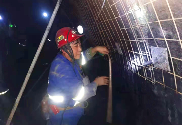 奉獻不言苦，追求無止境