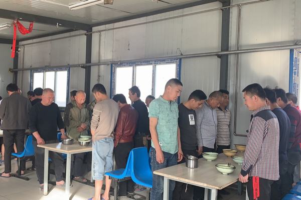 陜煤建設(shè)礦建二公司小保當(dāng)?shù)谌?xiàng)目部：用光盤(pán)行動(dòng)悼念國(guó)之脊梁