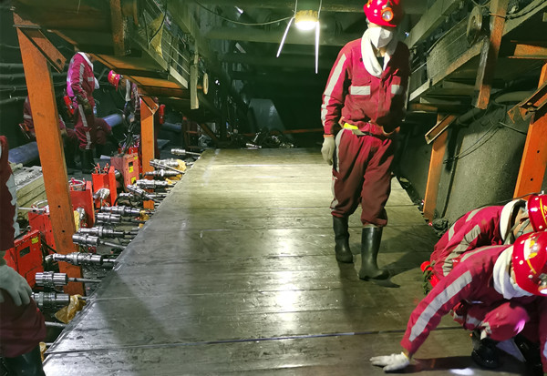 陜煤建設(shè)機電安裝公司勞動競賽正當(dāng)時