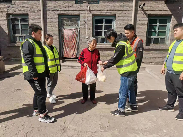 陜煤建設(shè)漢中分公司開展“學(xué)雷鋒”義務(wù)勞動活動