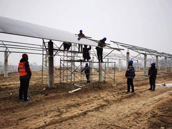 <strong>陜煤建設(shè)西北分公司：滿(mǎn)地霜華濃似雪， 工程建設(shè)“不減速”</strong>