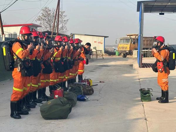 陜煤建設(shè)礦建二公司第三項(xiàng)目部順利開(kāi)展揭煤工作