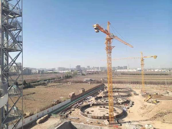 陜煤建設(shè)銅煤公司：銅川直屬庫(kù)梅坪分公司倉(cāng)儲(chǔ)項(xiàng)目淺圓倉(cāng)滑模施工正式拉開序幕