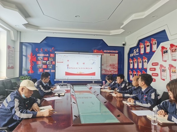 陜煤建設(shè)洗選煤運(yùn)營公司紅柳林洗煤廠項(xiàng)目部： 發(fā)揮黨建責(zé)任鏈 扣牢安全生產(chǎn)鎖