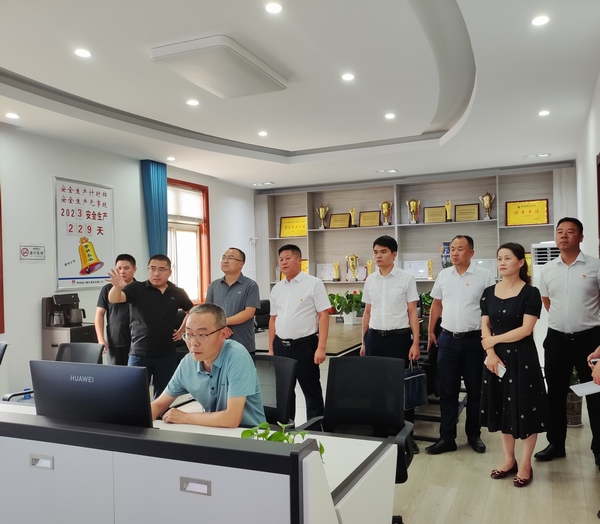 陜煤建設(shè)銅煤公司召開市級(jí)文明單位創(chuàng)建工作推進(jìn)會(huì)