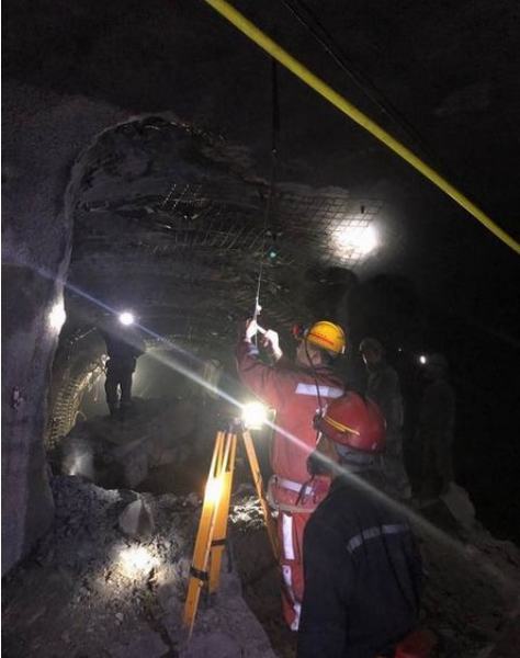 陜煤建設(shè)礦建二公司王峰項目部+25m水平南翼膠帶運輸大巷（II）段精準(zhǔn)貫通