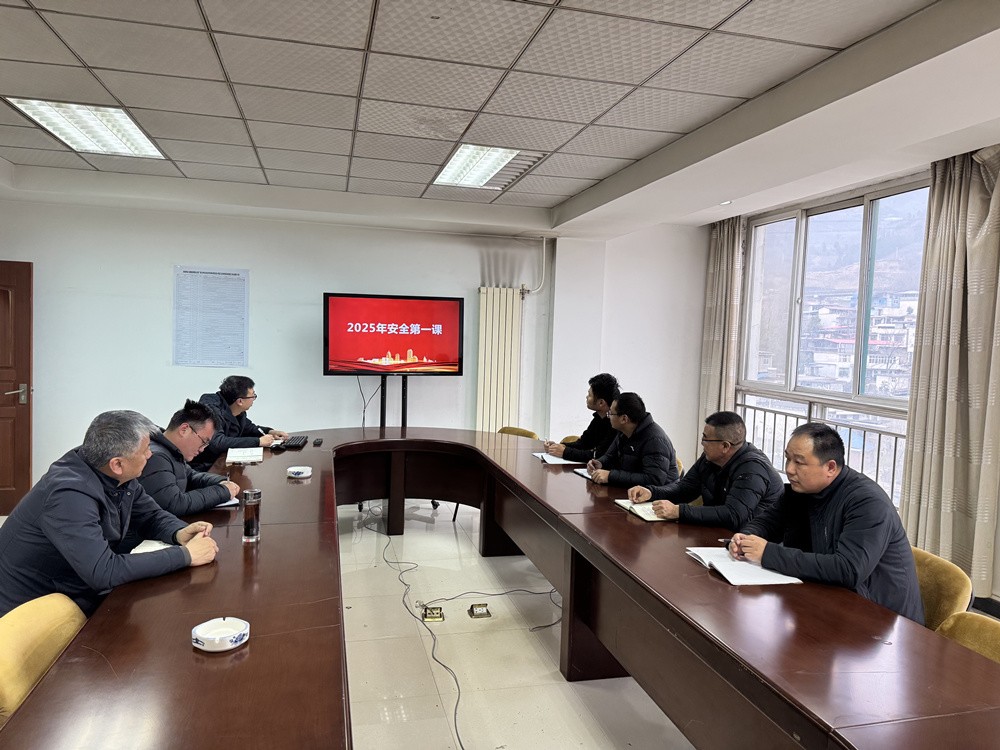 陜煤建設(shè)漢中分公司：復(fù)工復(fù)產(chǎn)正當(dāng)時(shí)，元宵佳節(jié)暖人心