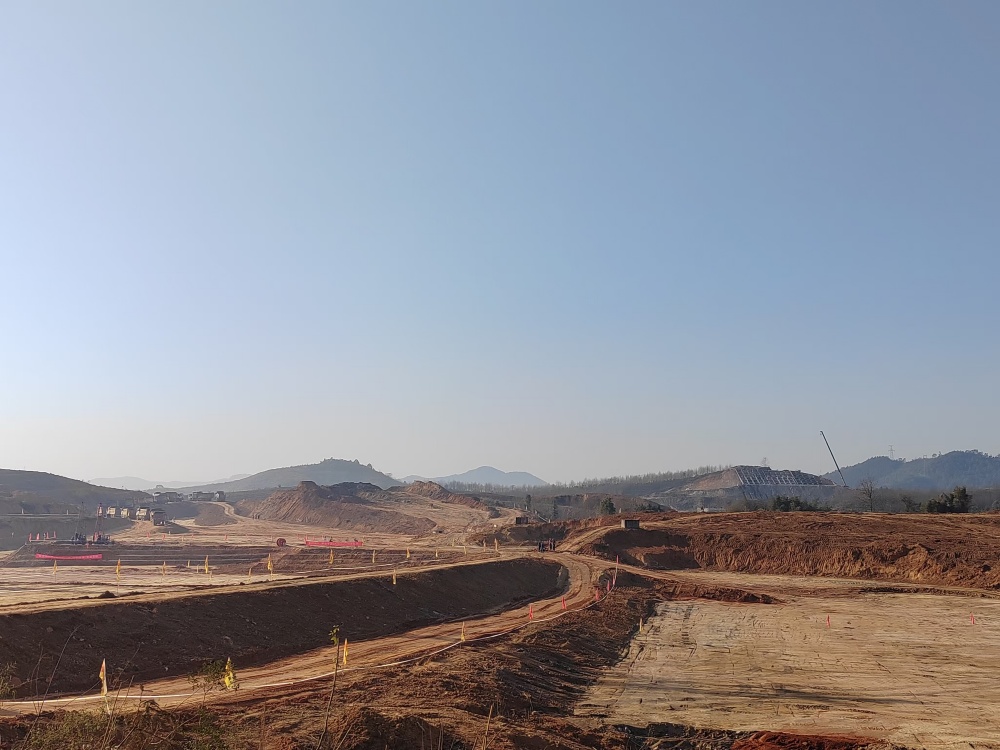 搶晴天、戰(zhàn)雨季 以“光明之戰(zhàn)”鑄就精品工程