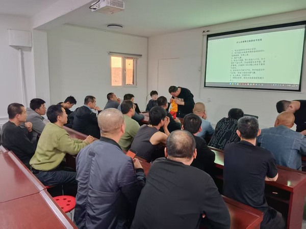 陜煤建設(shè)煤礦運營服務(wù)分公司：“五一”堅守不停學 安全培訓不打烊