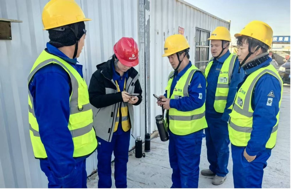 嚴抓實名管理，筑牢項目根基