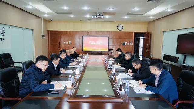 陜煤建設(shè)集團(tuán)與西安電子科技大學(xué)座談：聚焦“技術(shù)+人才” 共探校企合作新路徑