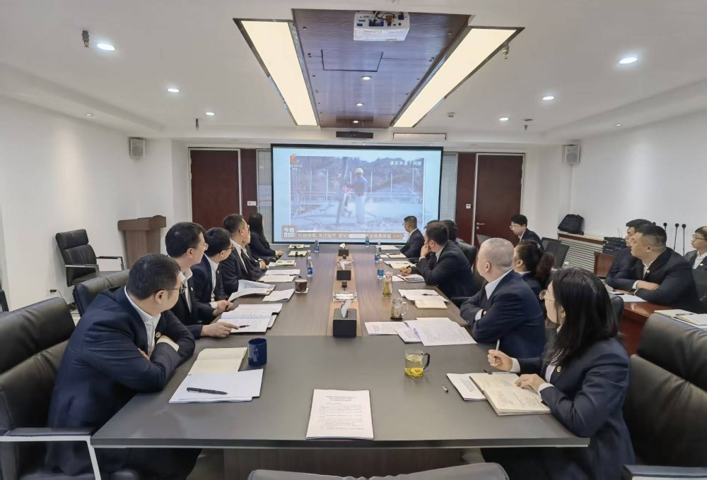 陜煤建設(shè)綠宇公司：冬施“攻堅(jiān)戰(zhàn)”全面開(kāi)啟 筑牢嚴(yán)寒施工防線(xiàn)