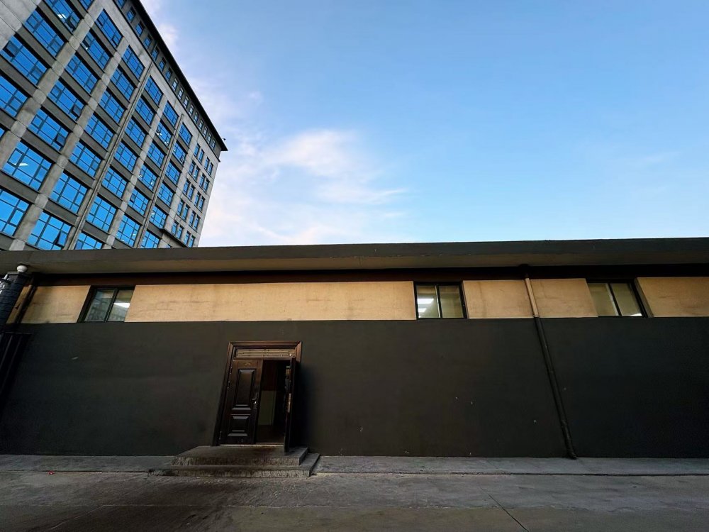 “建精品護(hù)安全”承諾兌現(xiàn)！陜煤建設(shè)韓城分公司土建六項目部承建的下峪口煤礦“民生廊橋”貫通驗收